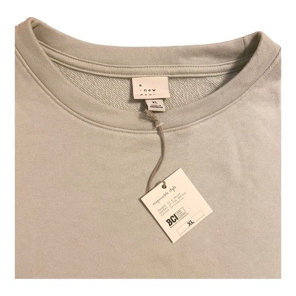 a new day Ruffle Accent Crewneck Sweatshirt NWT - Picture 3 of 7